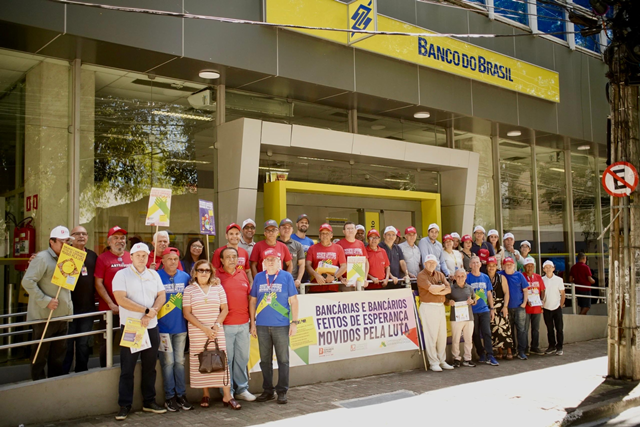 bancarios-e-bancarias-do-piaui-realizaram-um-dia-nacional-de-luta-por-remuneracao
