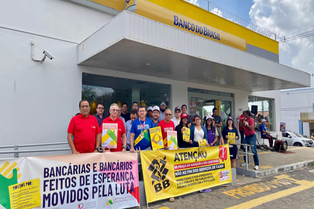 seebfpi-protesta-contra-o-encerramento-do-servico-de-caixa-no-bb-praca-do-marques